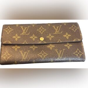 Louis Vuitton Mono Wallet